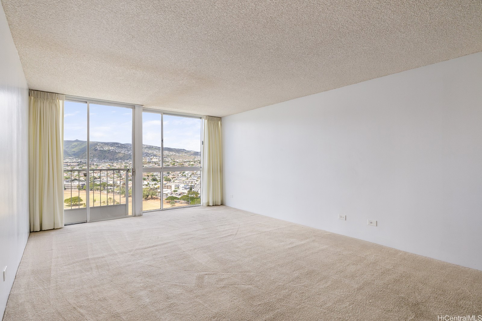 2611 Ala Wai Boulevard 2402