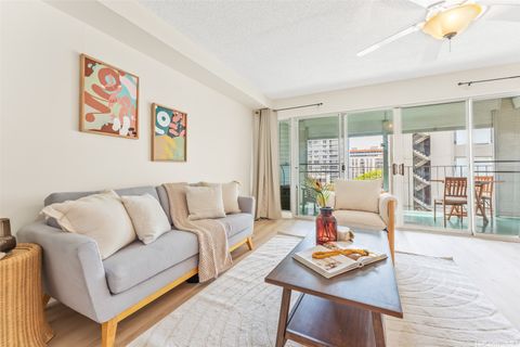 1615 Wilder Avenue 604 Honolulu HI 96822