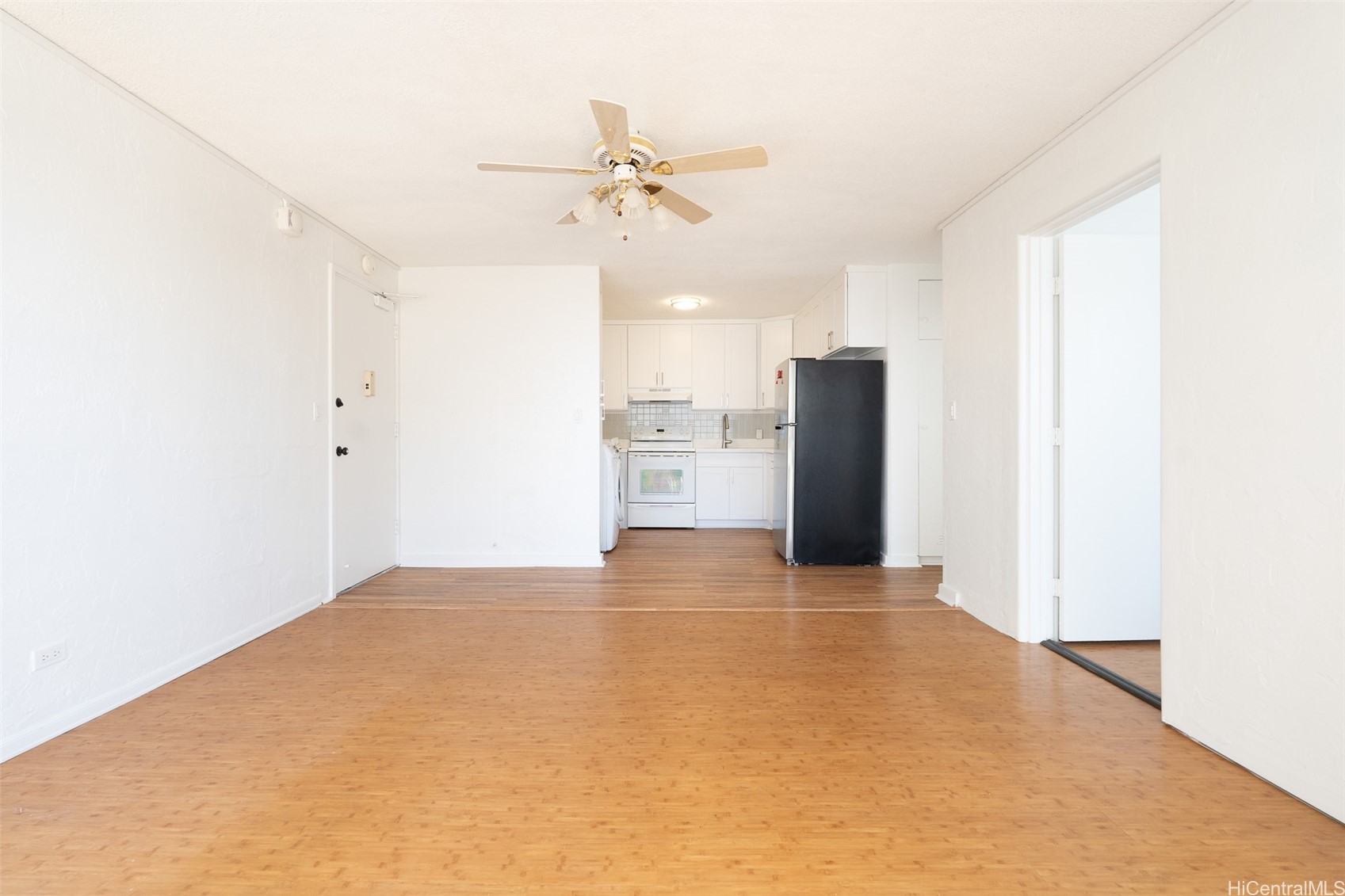 155 Paoakalani Avenue 604