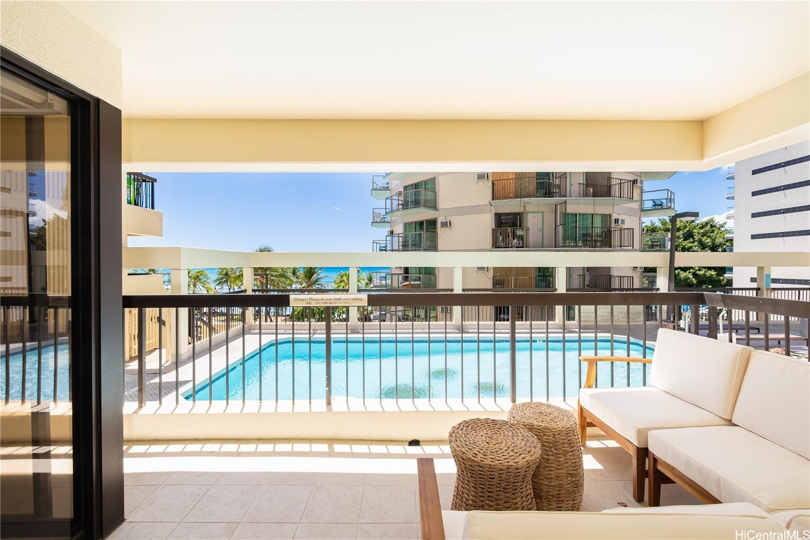 2470 Kalakaua Avenue 504