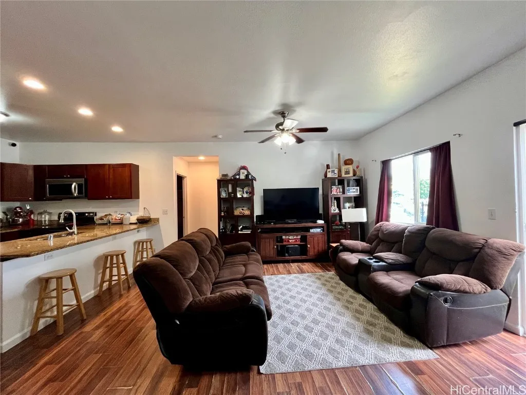 Waianae, Hawaii 96792, United States, 4 Bedrooms Bedrooms, ,3 BathroomsBathrooms,Residential,Active,27838