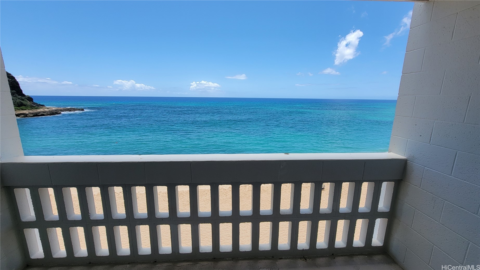 Makaha Beach Cabanas Residential Lease