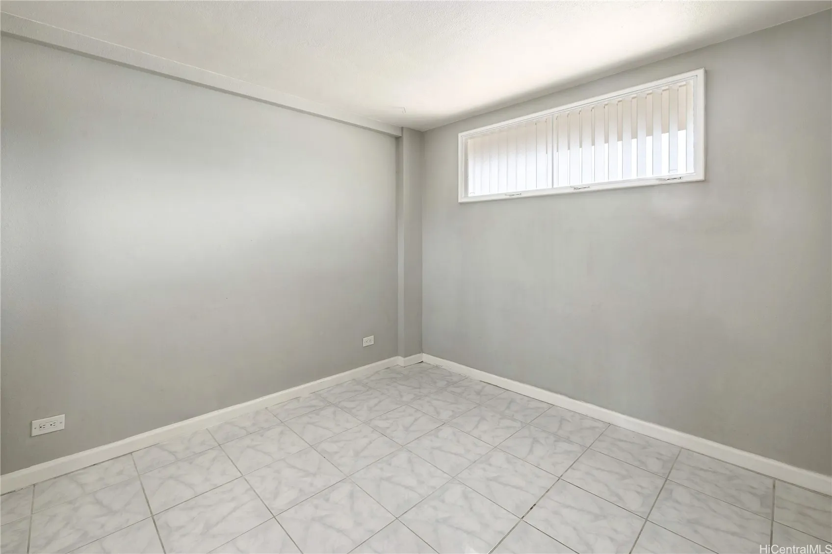 Kailua, Hawaii 96734, United States, 2 Bedrooms Bedrooms, ,2 BathroomsBathrooms,Residential,Active,189341