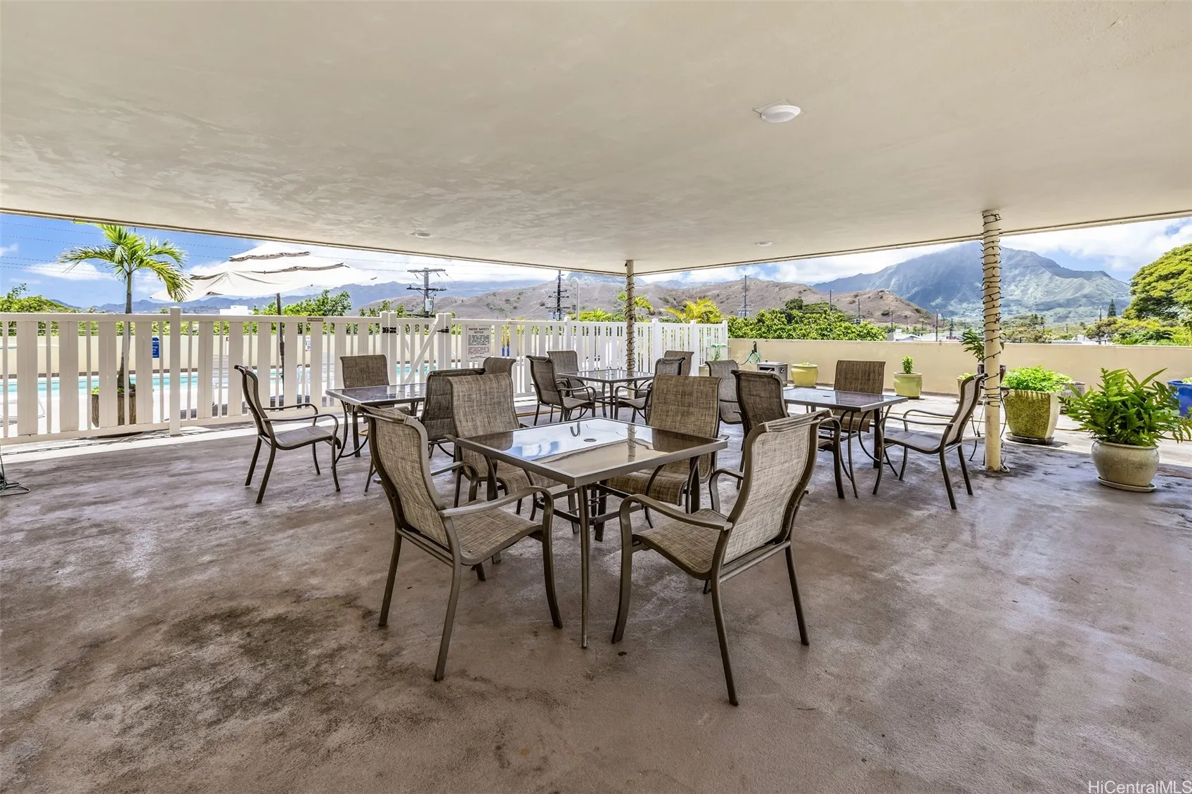 Kailua, Hawaii 96734, United States, 2 Bedrooms Bedrooms, ,2 BathroomsBathrooms,Residential,Active,189341