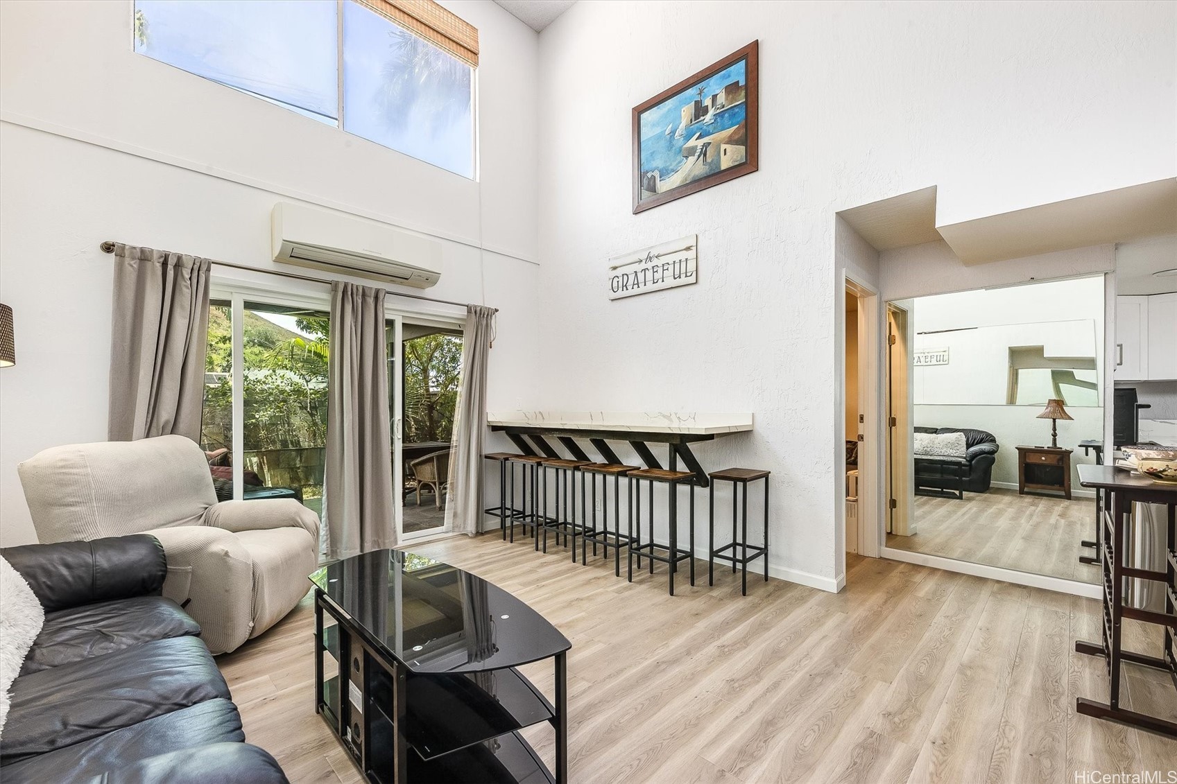 599 Keolu Drive B