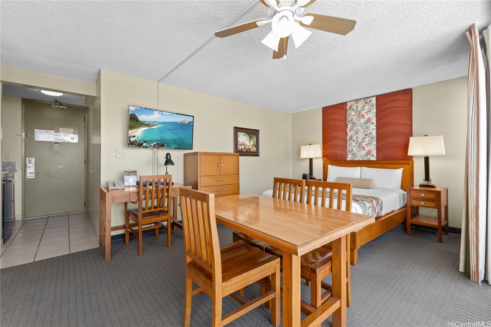 2427 Kuhio Avenue 1705