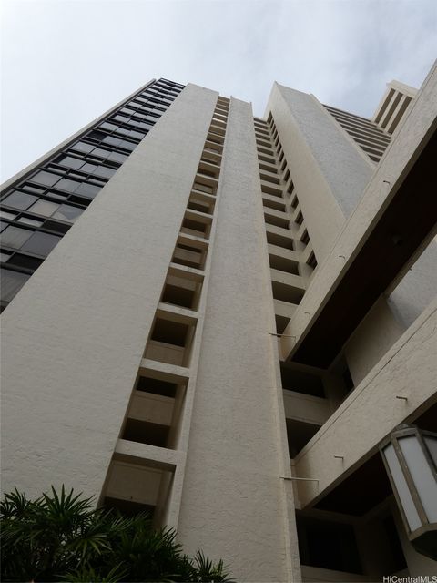 521 Hahaione Street 217K Honolulu HI 96825