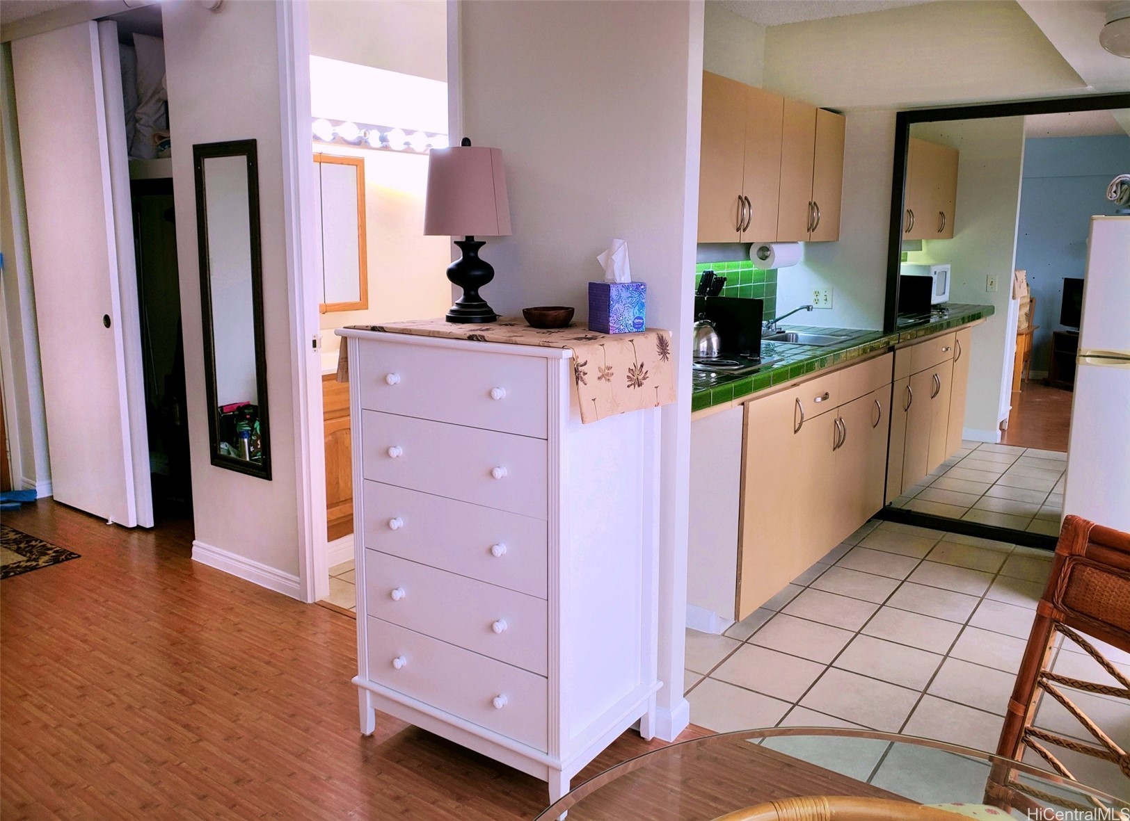 1750 Kalakaua Avenue 1704