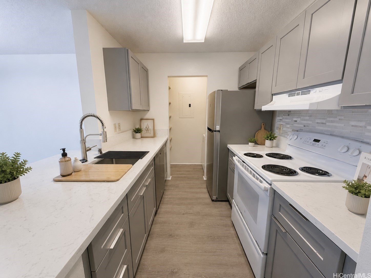 95-510 Wikao Street Q106