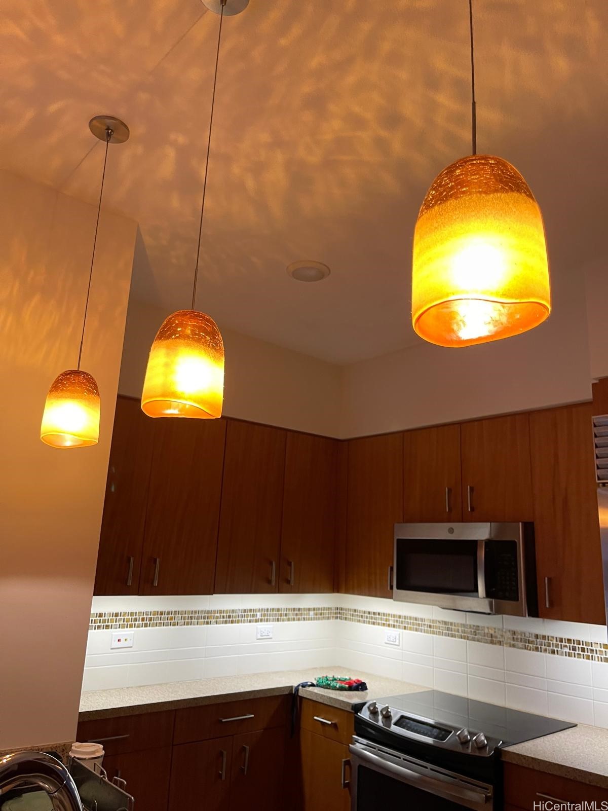 555 South Street 3902