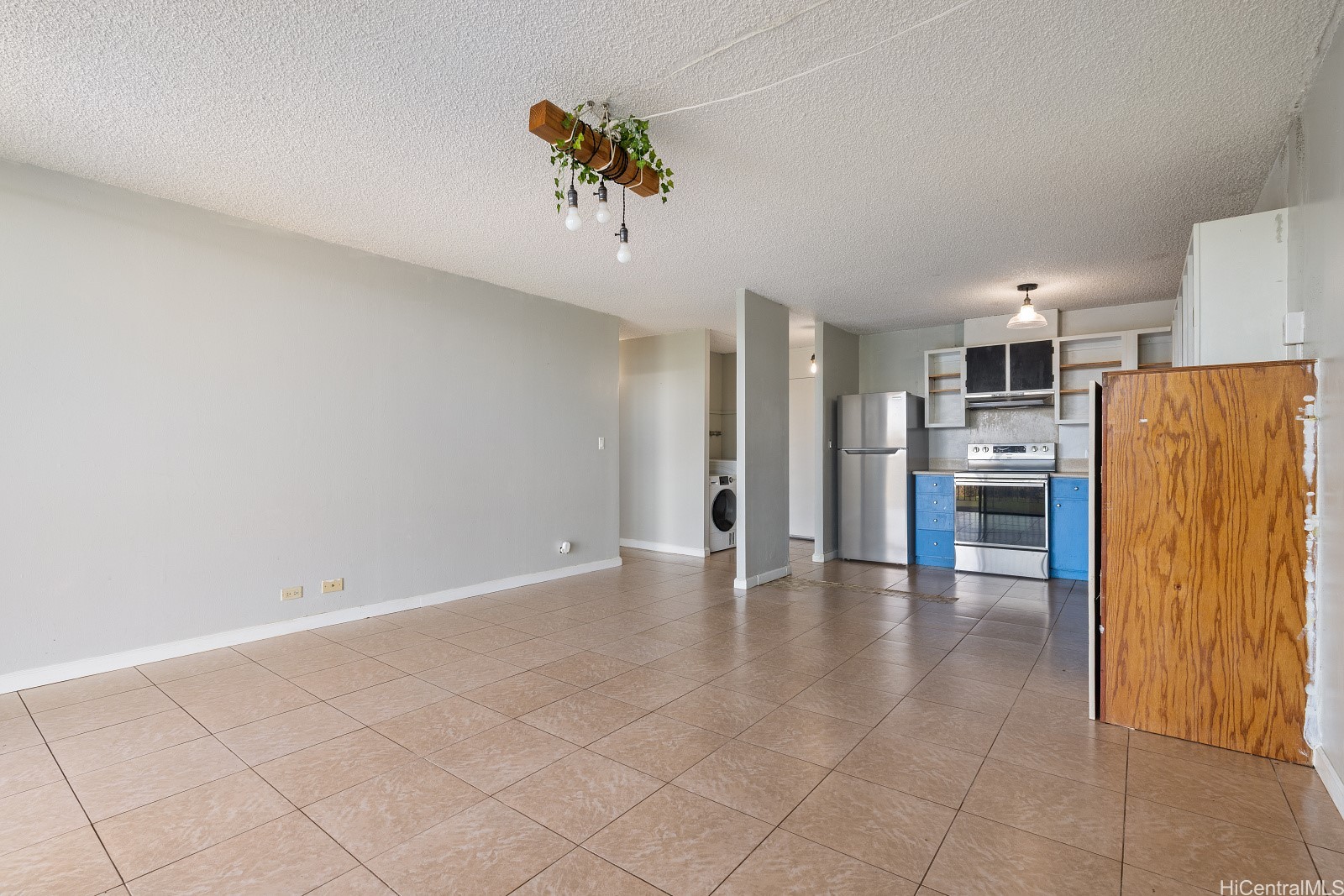 1830 Wilikina Drive 911