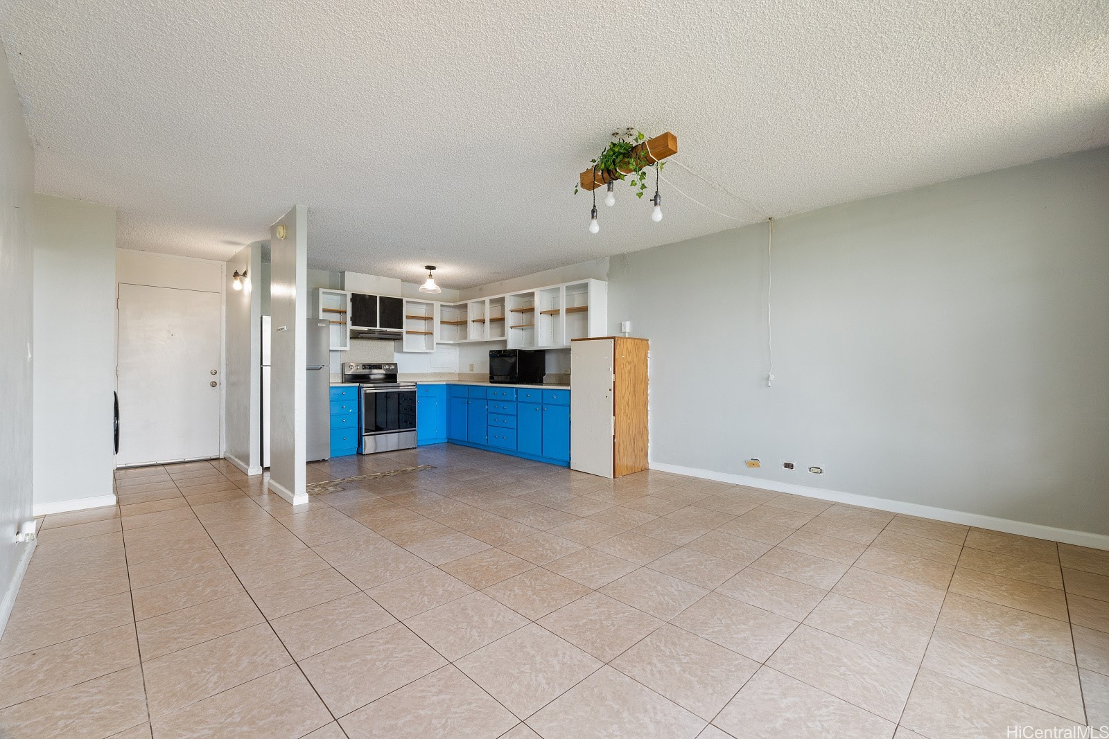 1830 Wilikina Drive 911