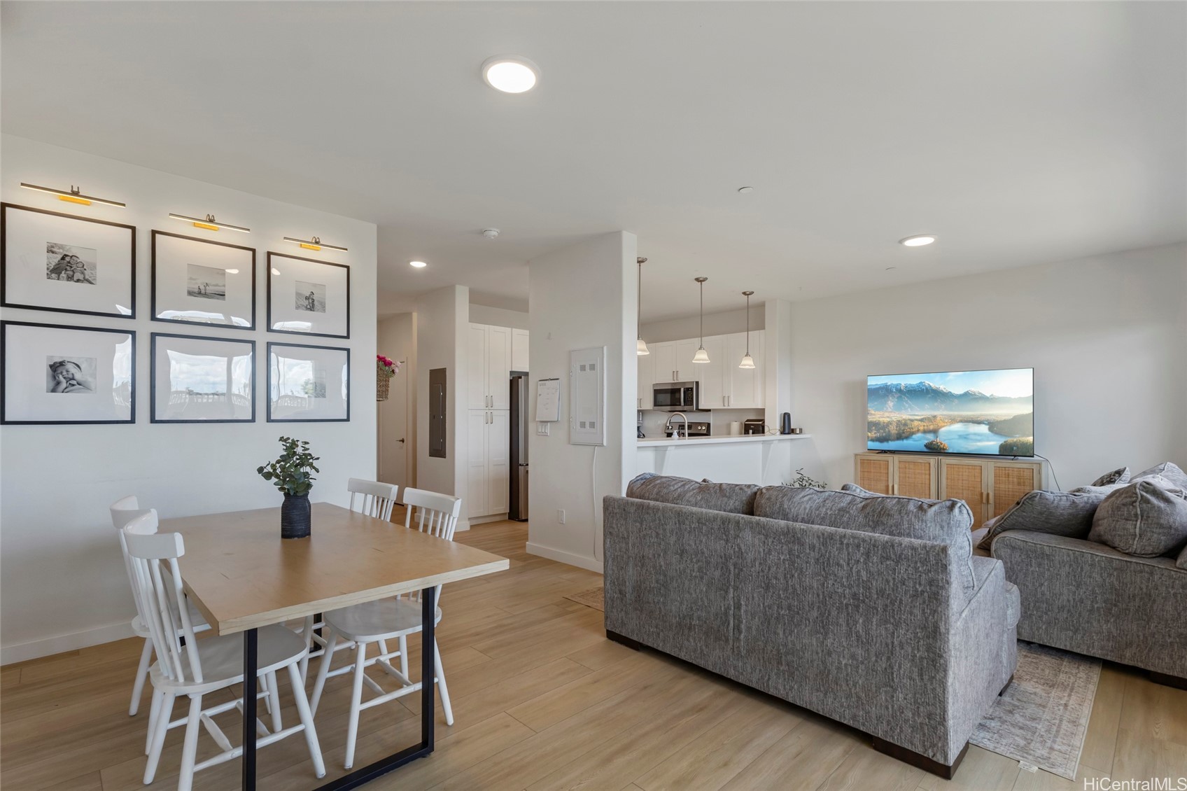 94-1188 Kalahikiola Drive 105