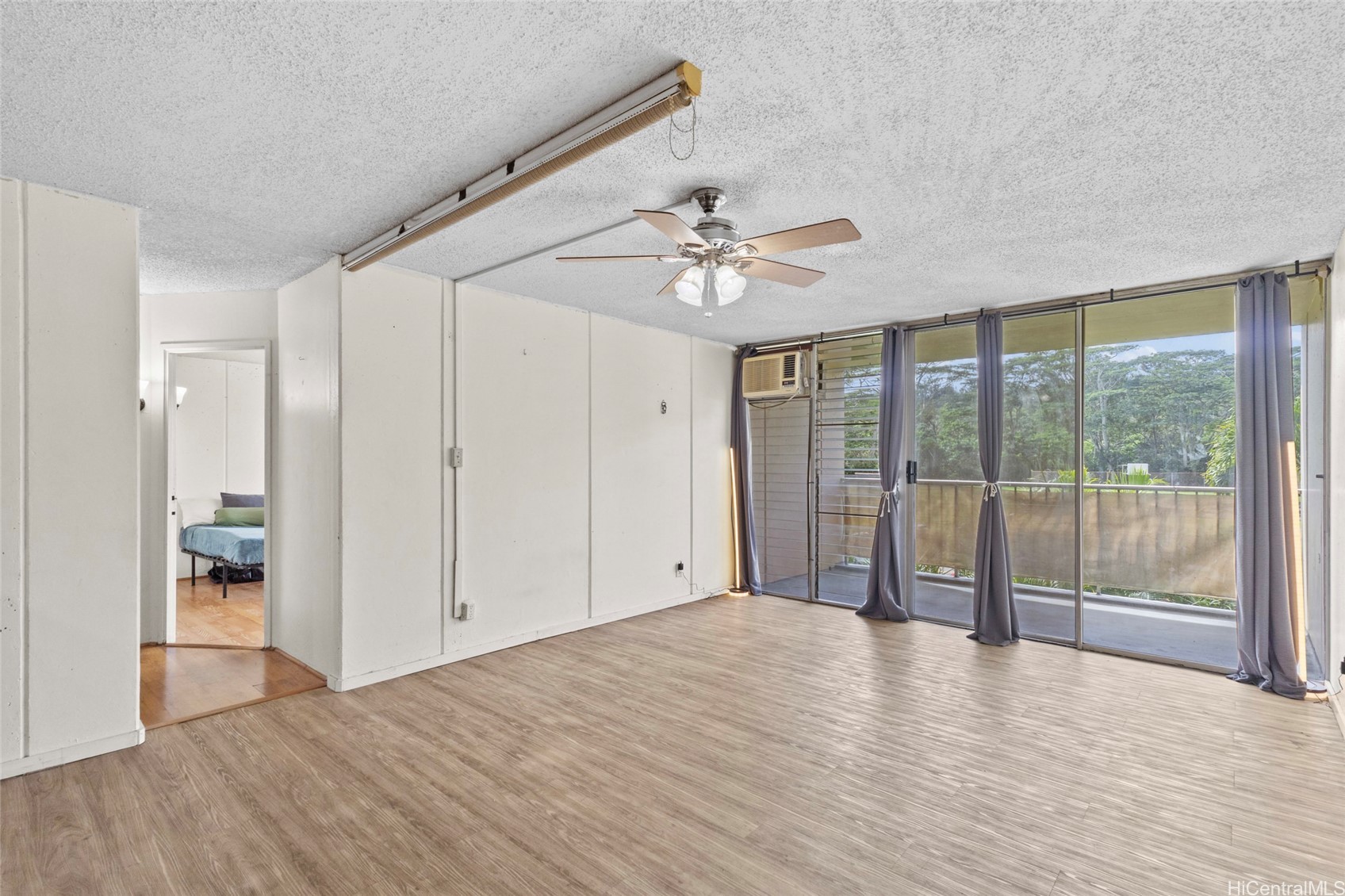 95-045 Waikalani Drive G207