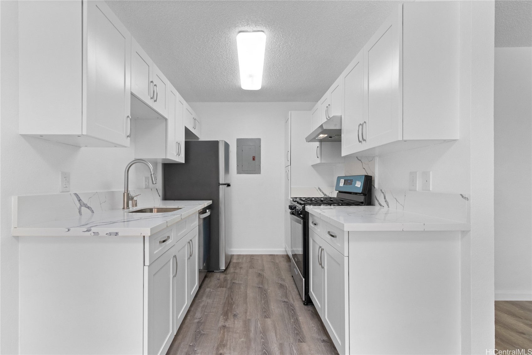 91-1060 Puamaeole Street 12T