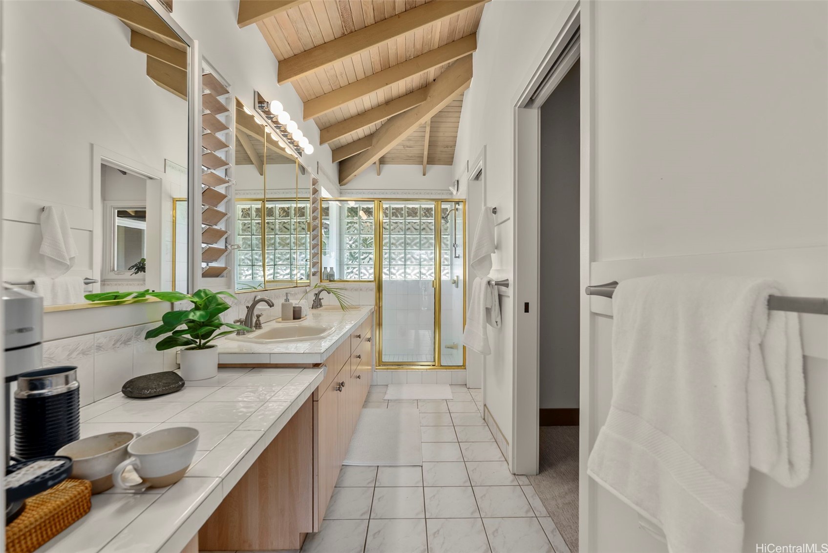Kailua, Hawaii, 96734, United States, 3 Bedrooms Bedrooms, ,3 BathroomsBathrooms,Residential,Active,2027294