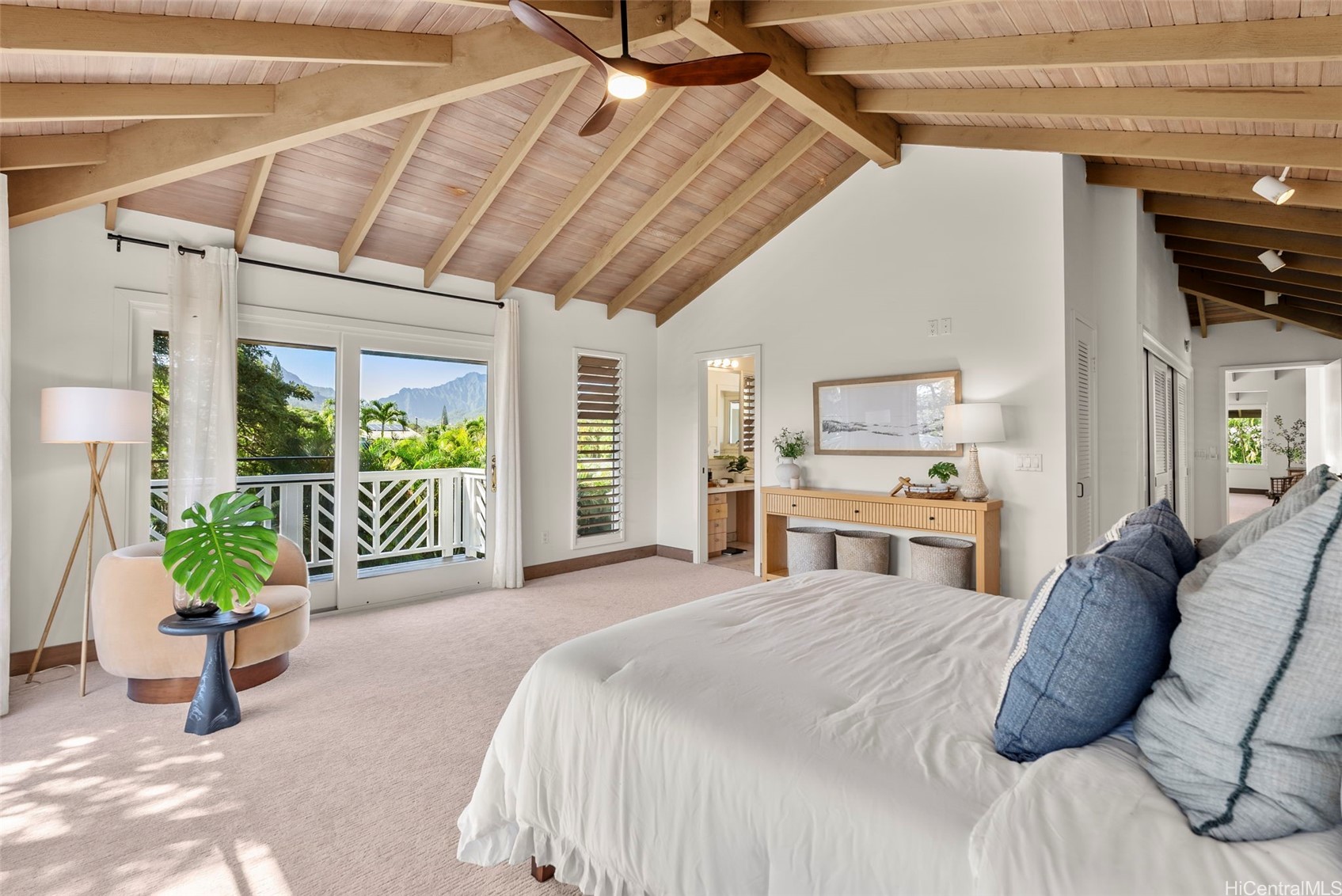 Kailua, Hawaii, 96734, United States, 3 Bedrooms Bedrooms, ,3 BathroomsBathrooms,Residential,Active,2027294