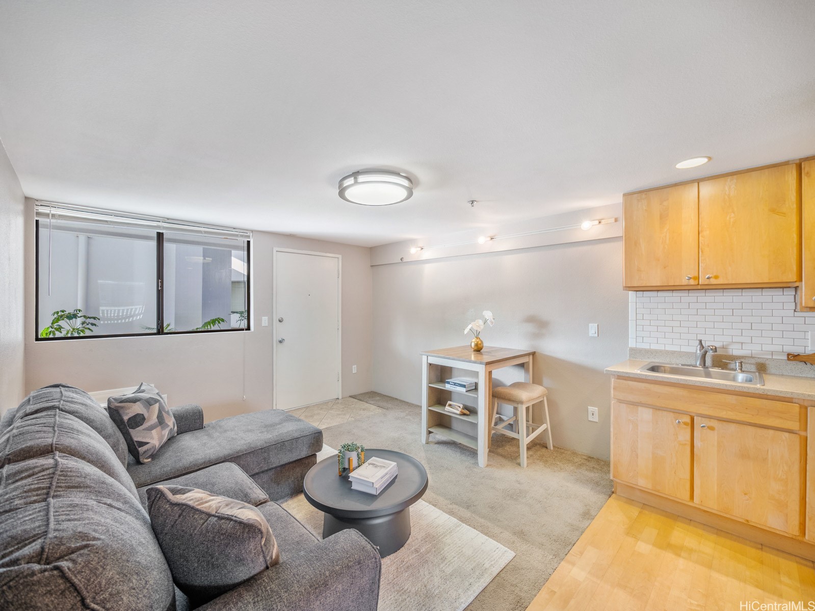 2860 Waialae Avenue 115