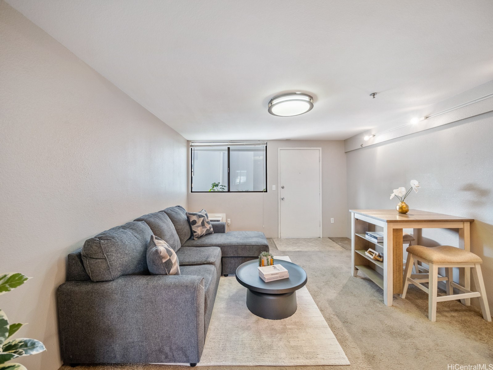 2860 Waialae Avenue 115