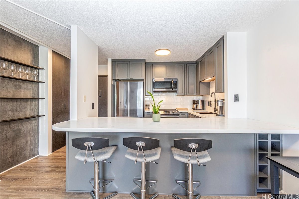400 Hobron Lane 603