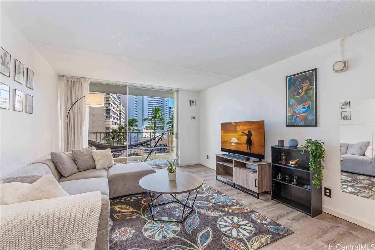 400 Hobron Lane 603
