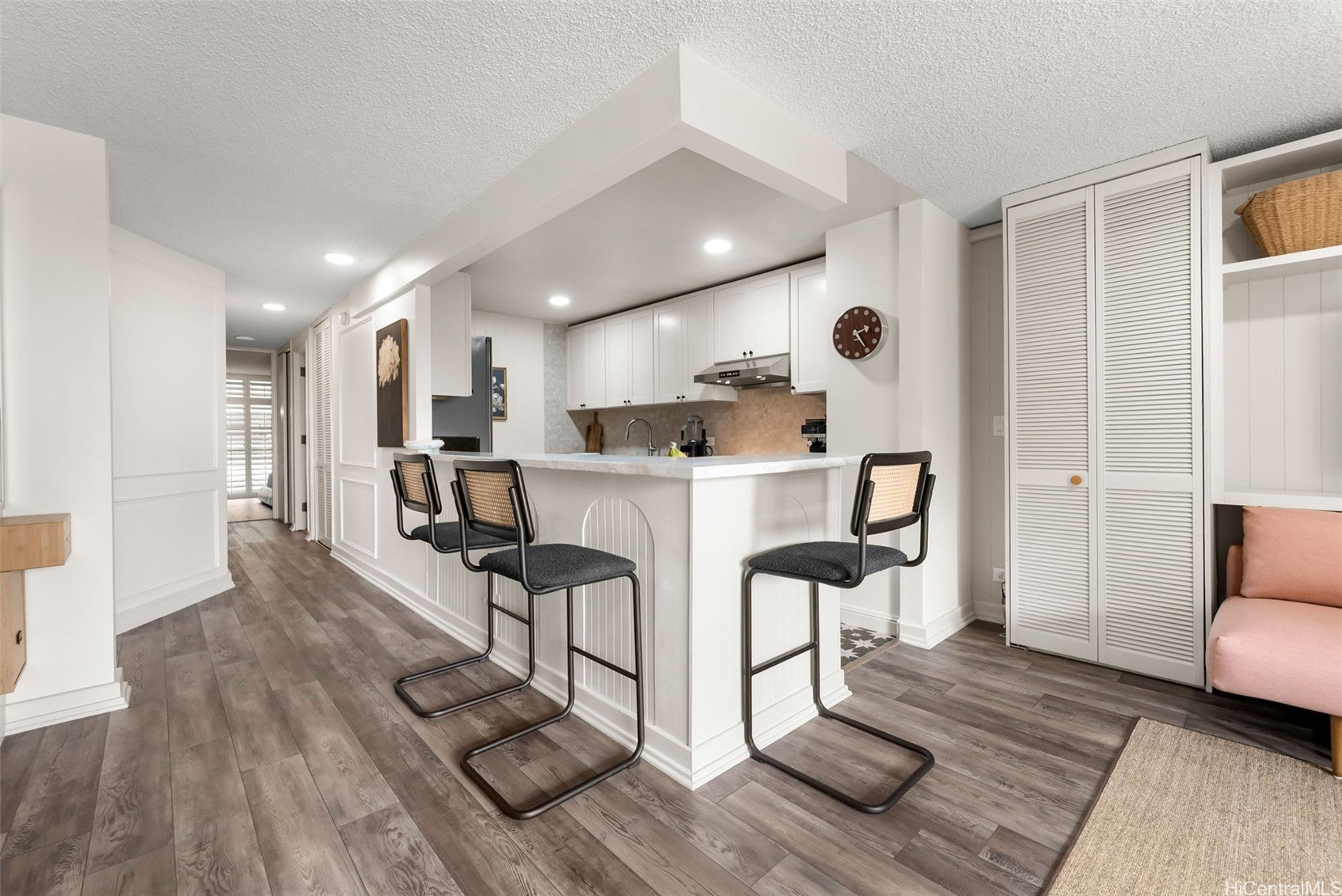 6750 Hawaii Kai Drive 102