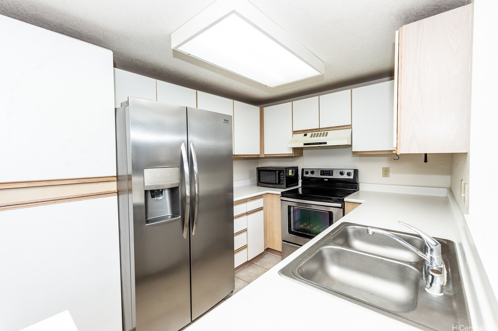 95-270 Waikalani Drive G303