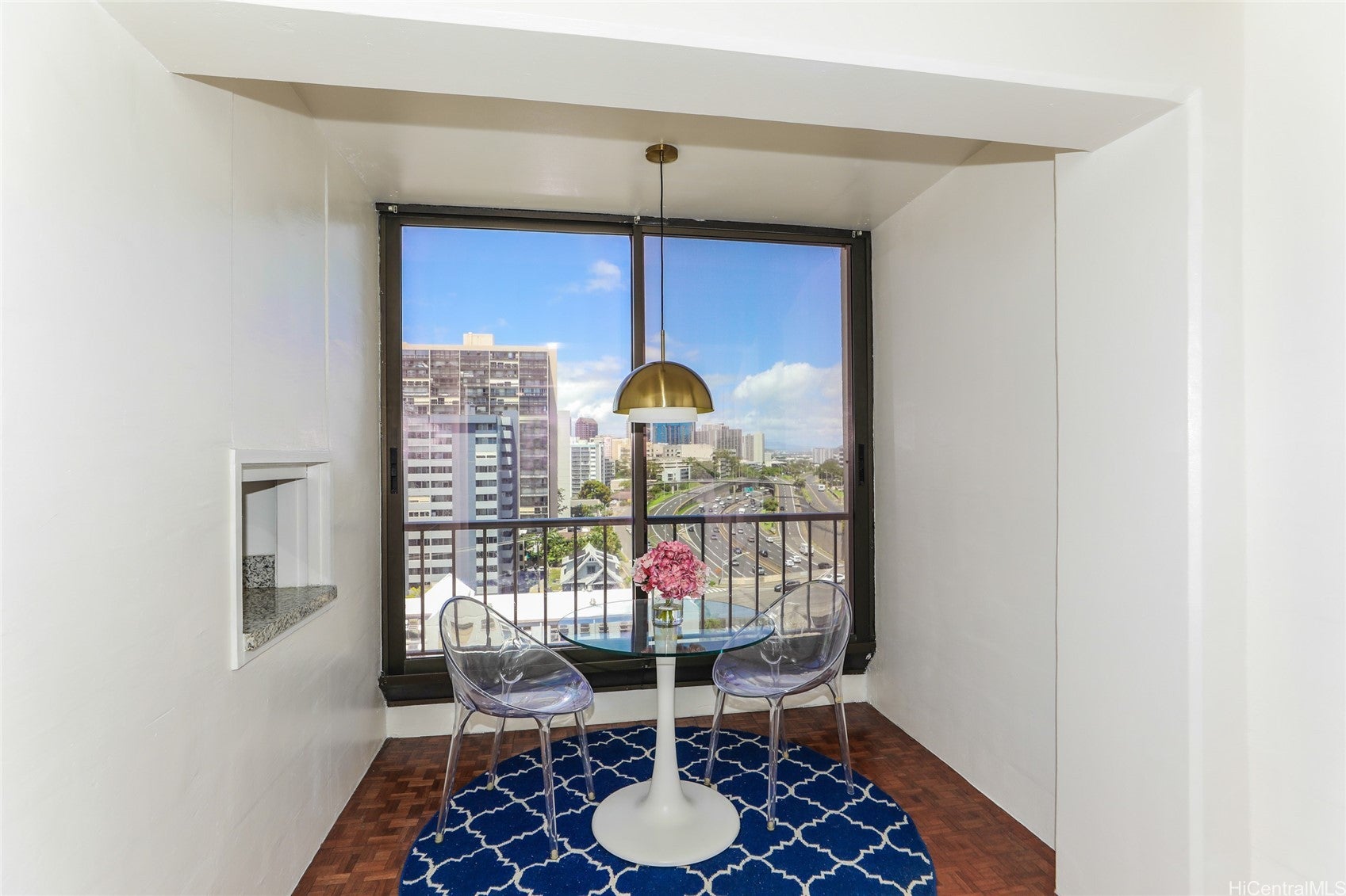 1314 Victoria Street 1003