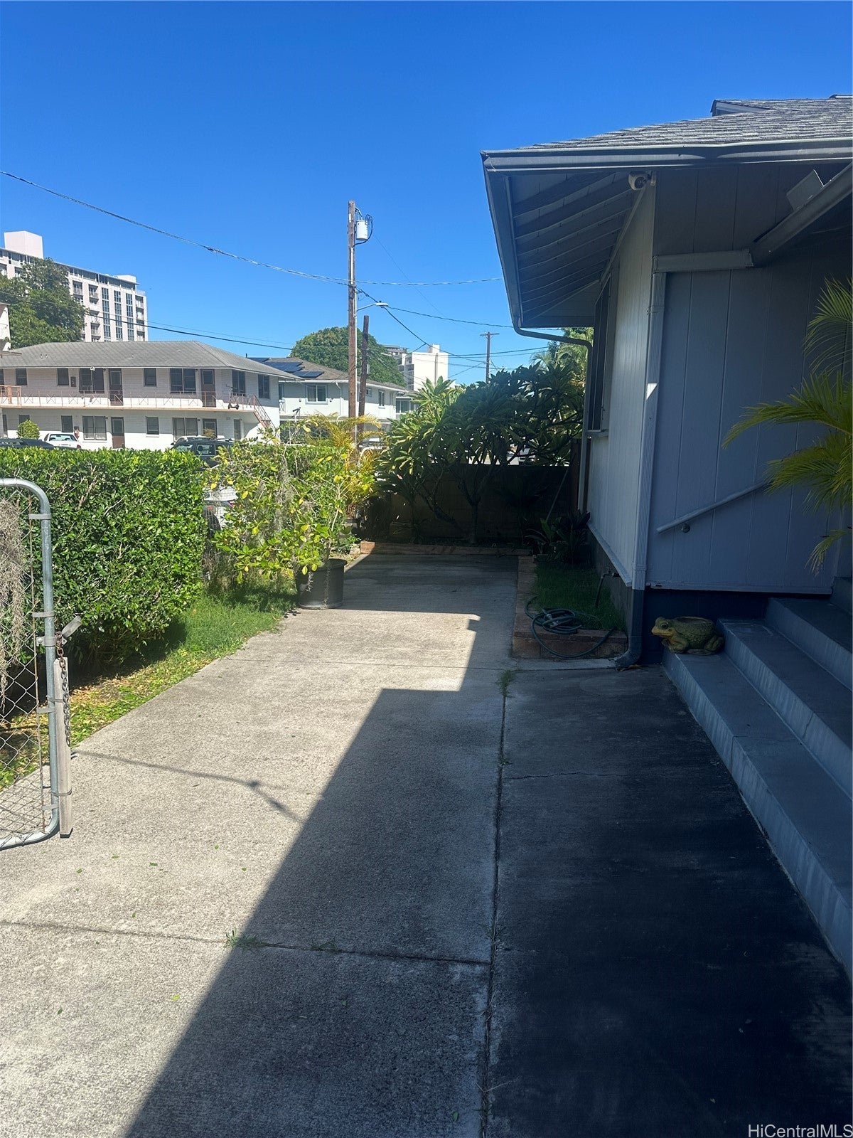 2742 Kaaha Street