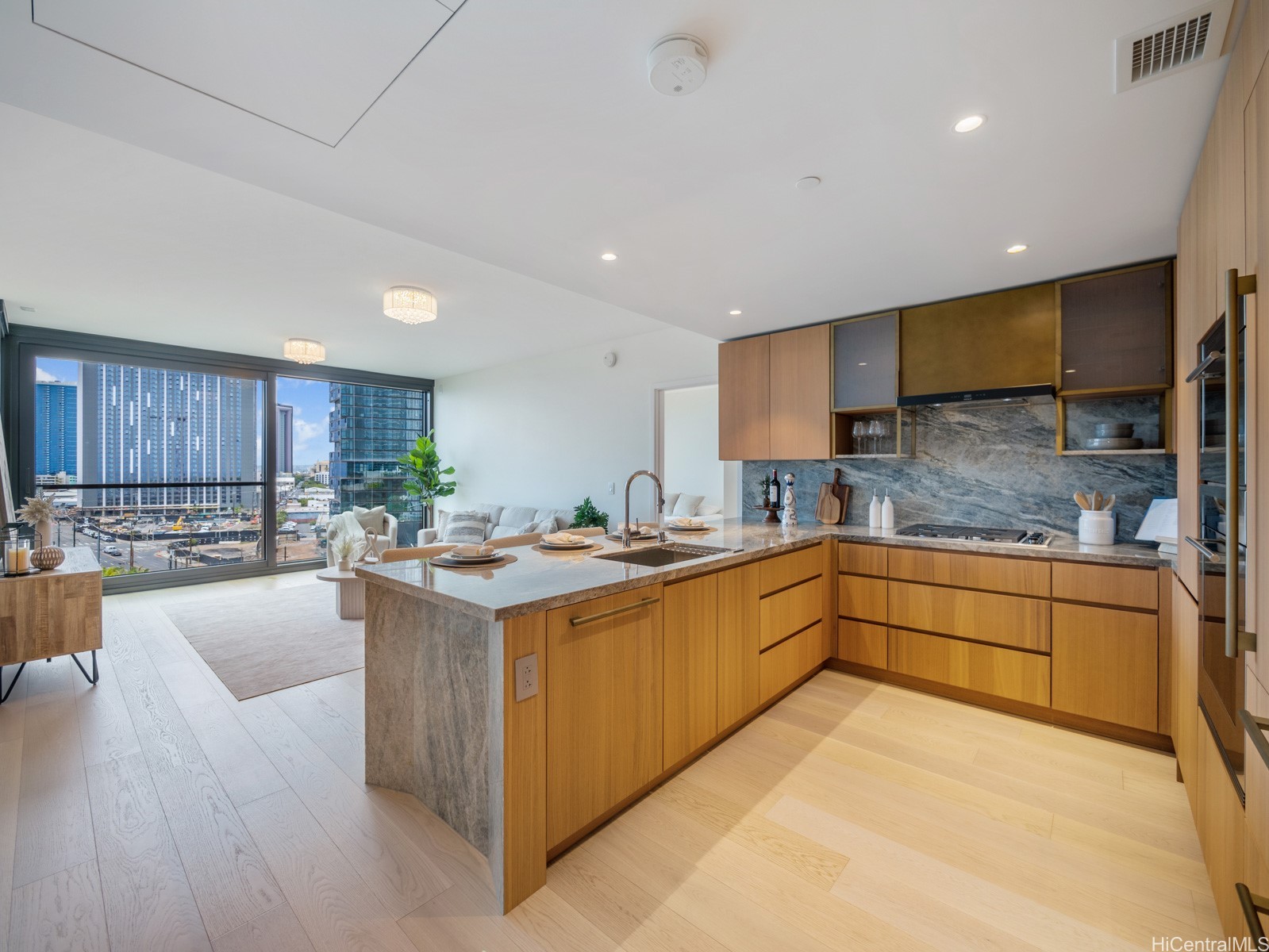 1100 Ala Moana Boulevard 809