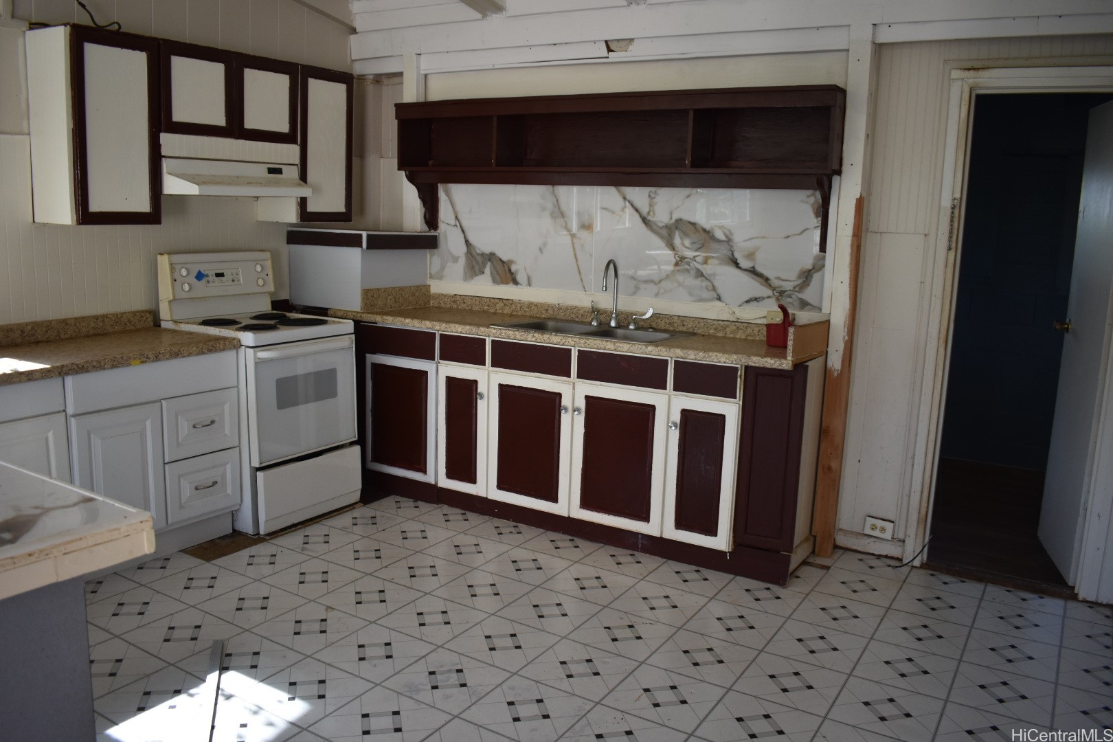 94-120 Poailani Circle