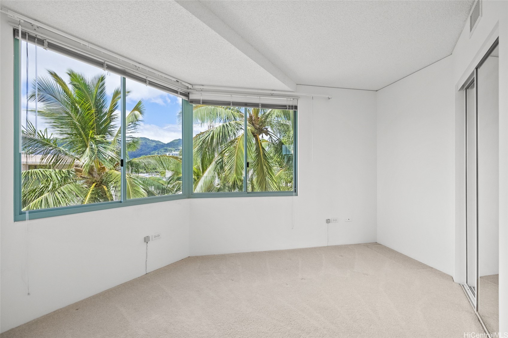 1314 Kalakaua Avenue 413