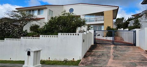 Photo of 2138 Laukahi Street, Honolulu, HI 96821 (MLS # 202605052)