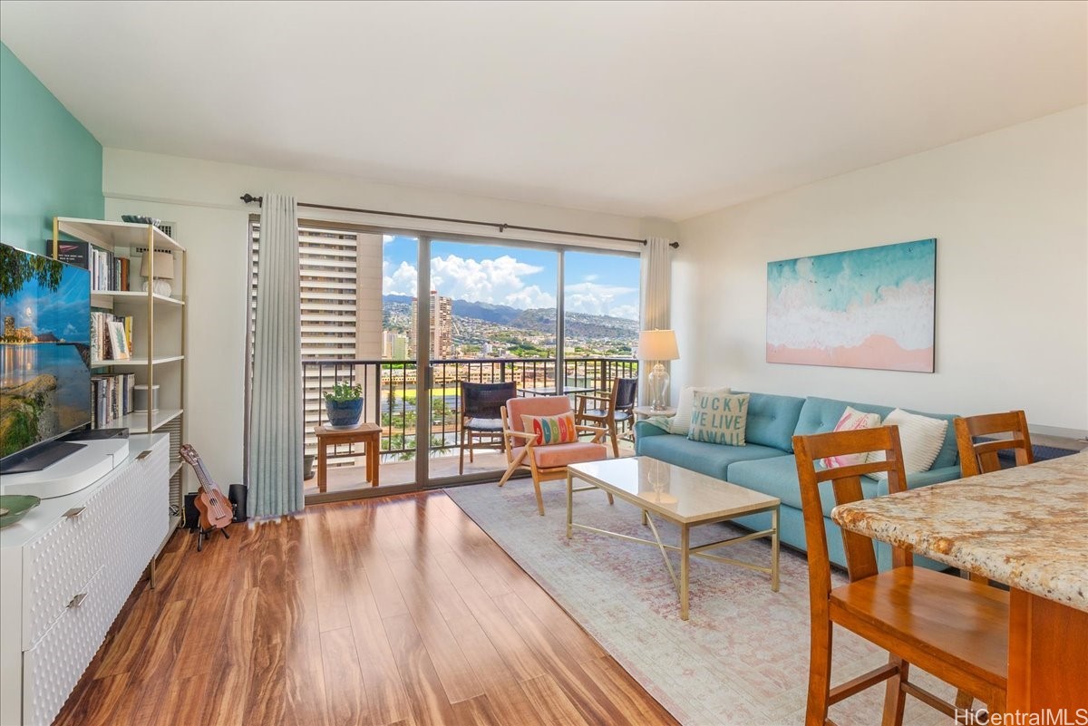 2140 Kuhio Avenue 1712