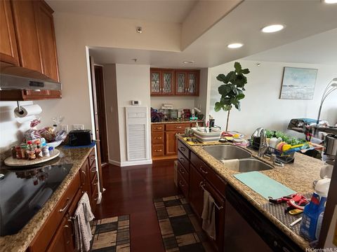 Photo of 581 Kamoku Street #2506, Honolulu, HI 96826 (MLS # 202528219)