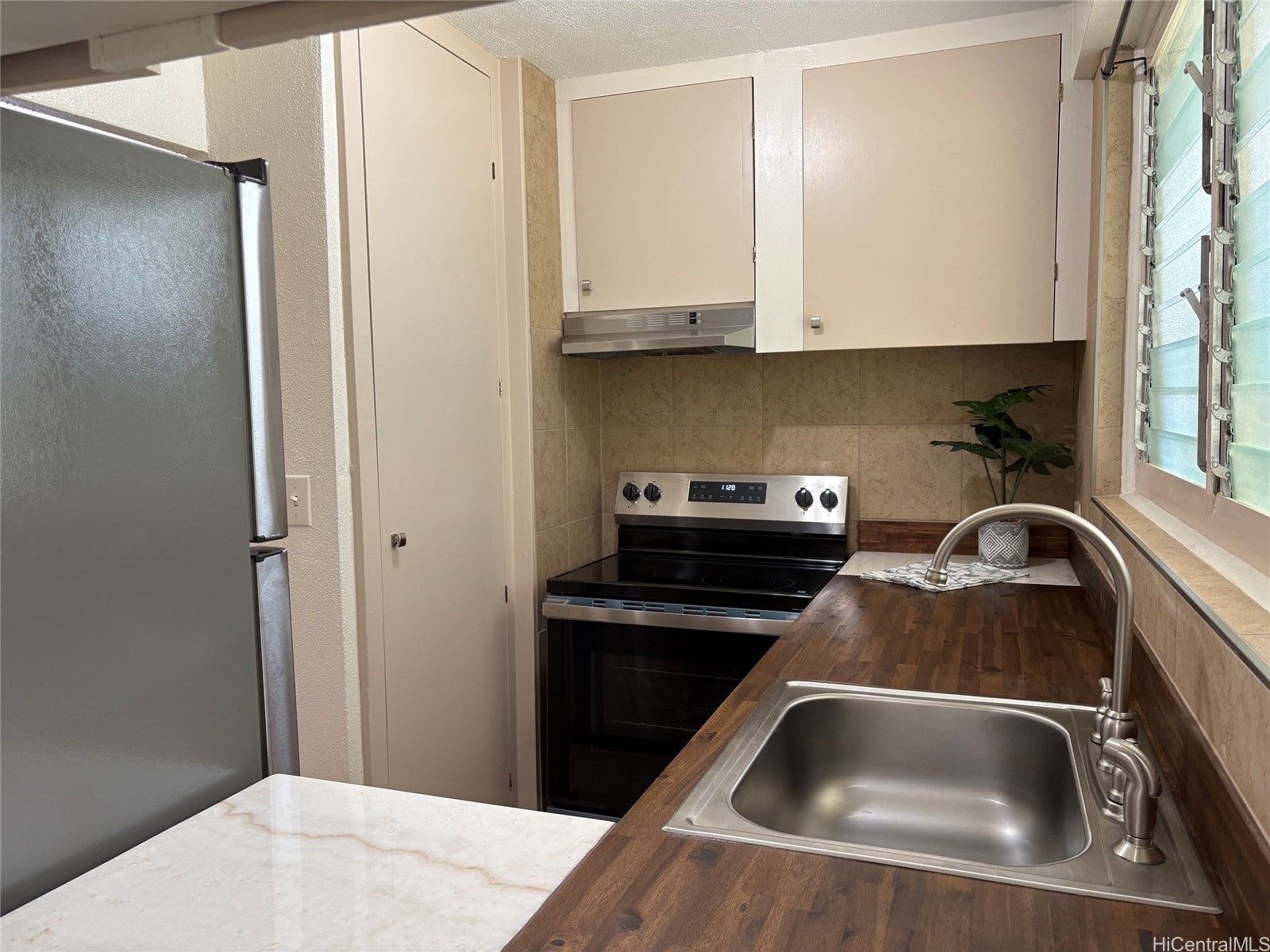 75 Kihapai Street 5