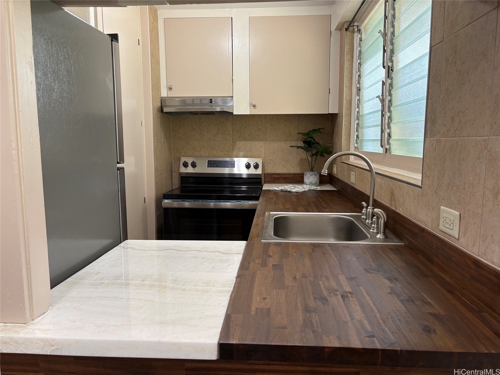 75 Kihapai Street 5