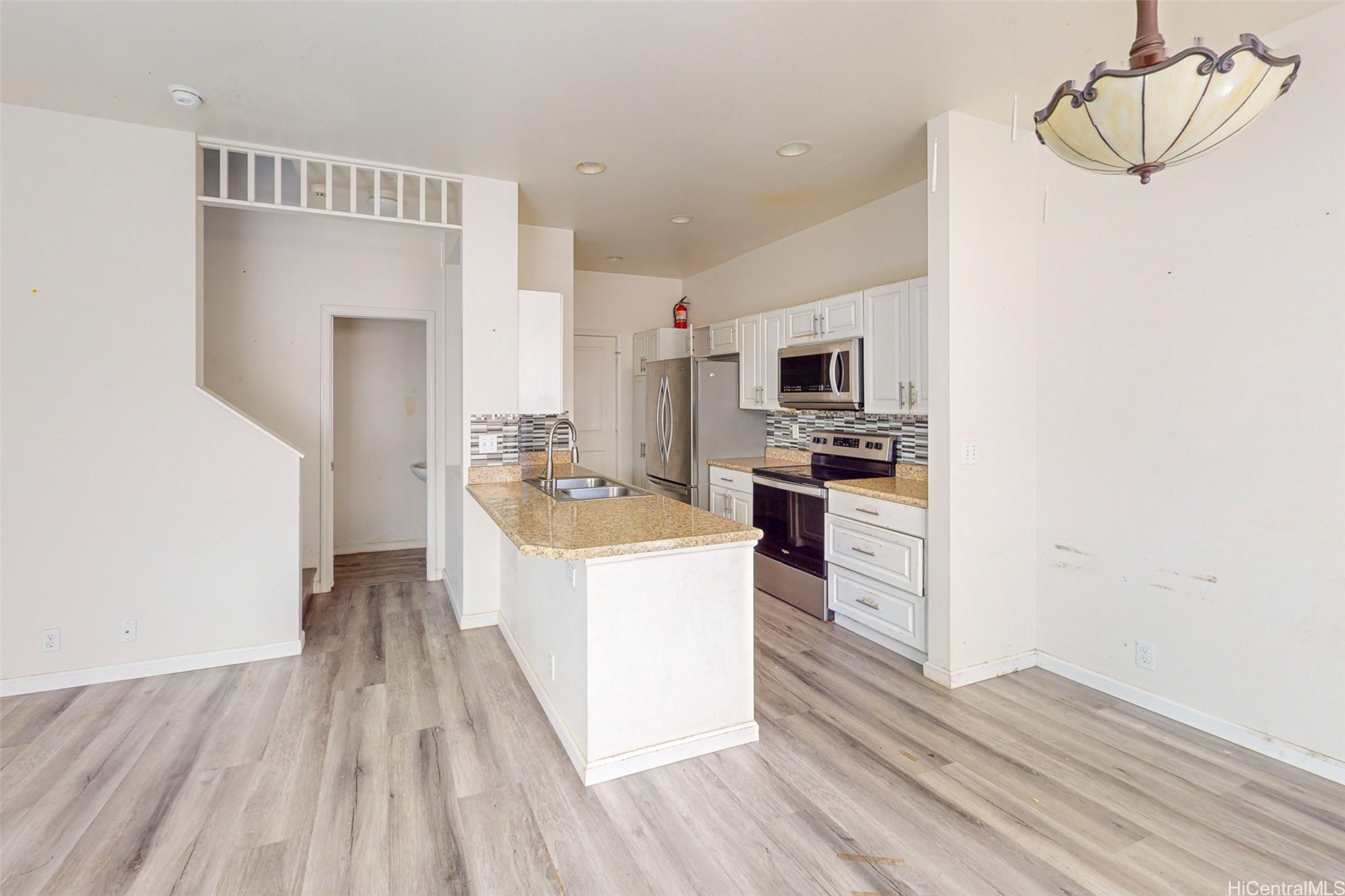 91-1001 Keaunui Drive 111