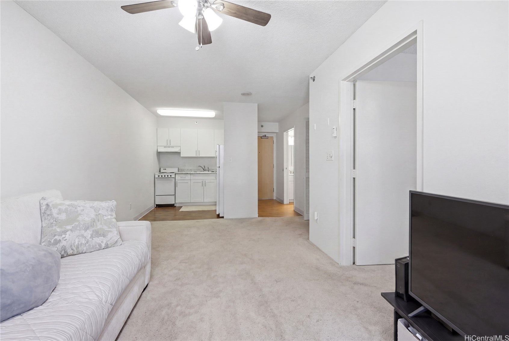 1448 Young Street 304