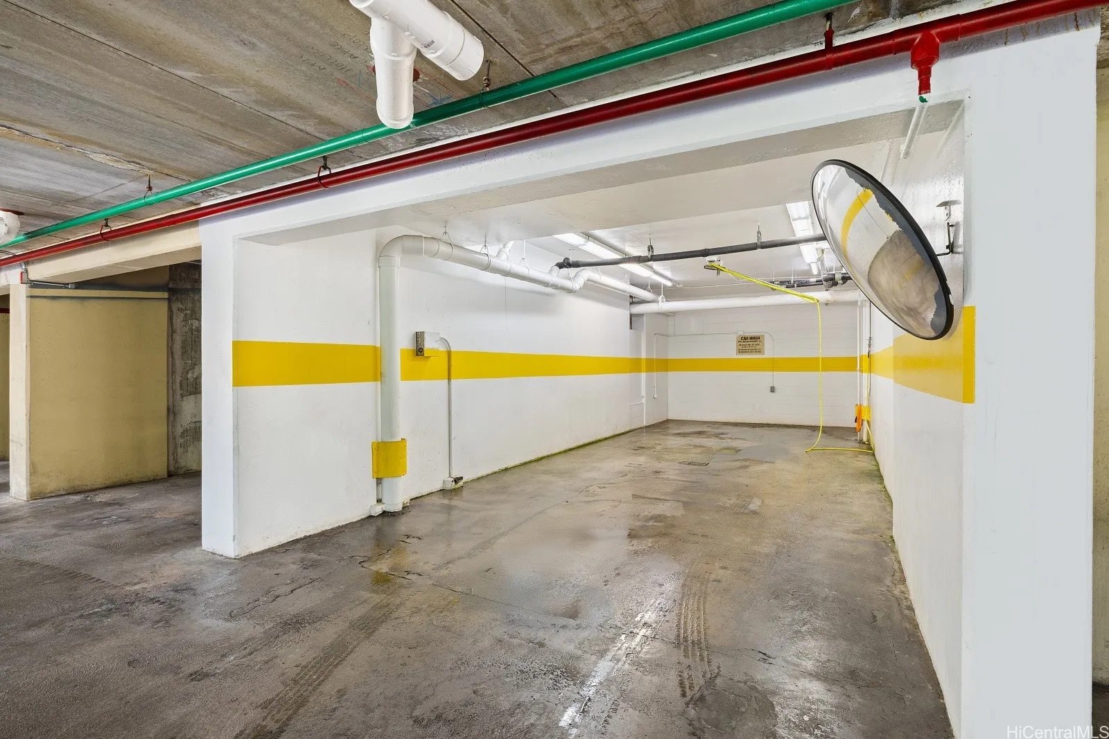 Honolulu, Hawaii 96822, United States, 1 Bedroom Bedrooms, ,1 BathroomBathrooms,Residential,Active,243813