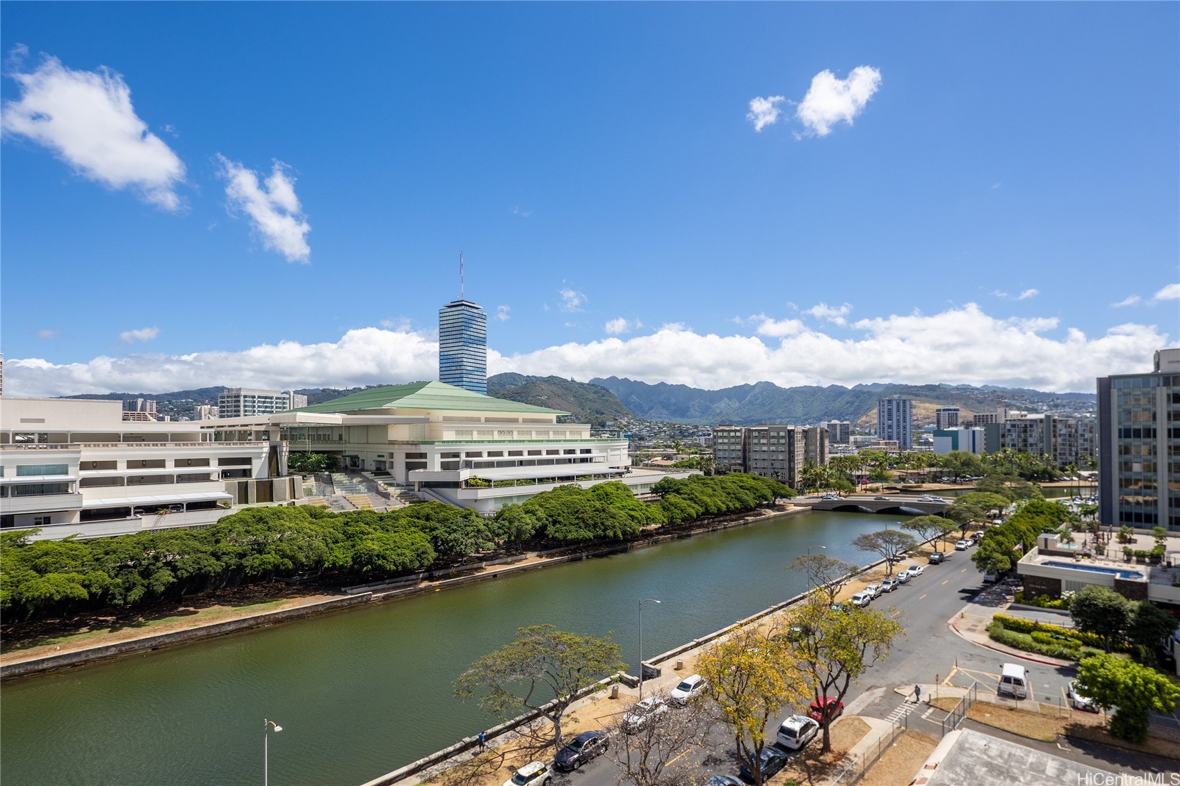 1645 Ala Wai Boulevard 908