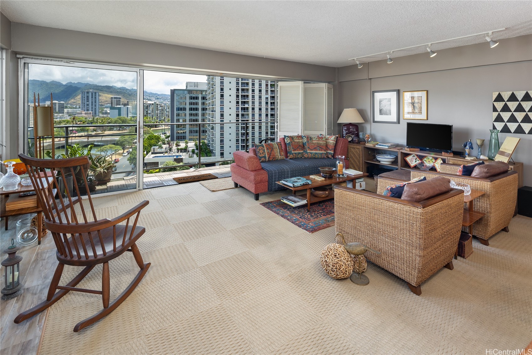 1645 Ala Wai Boulevard 908