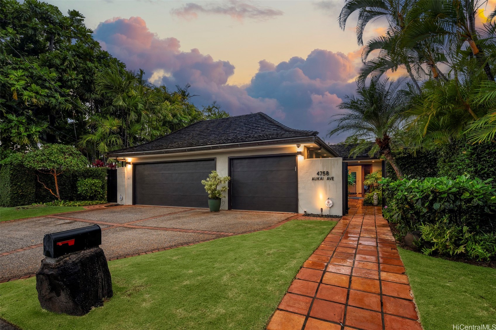 Honolulu Home Residence