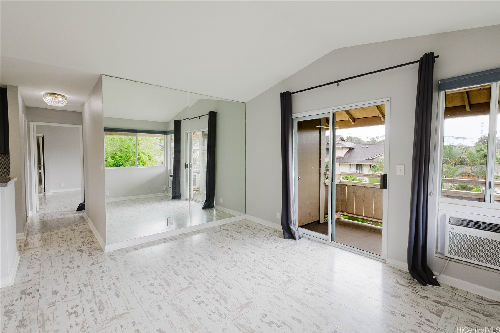 95-510 Wikao Street D202