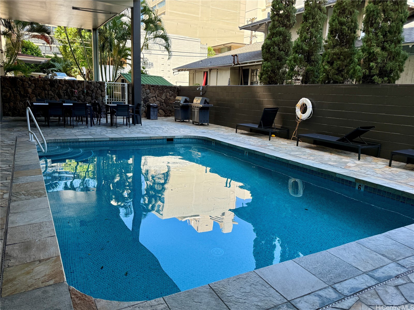 Crescent Park Condominium