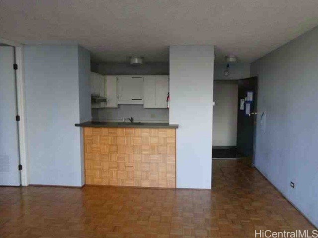 1925 Kalakaua Avenue 707