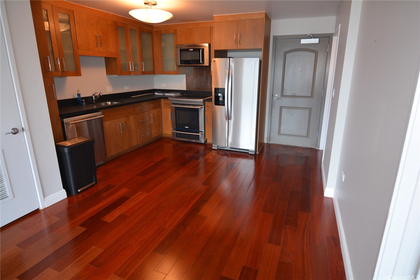 1009 Kapiolani Boulevard 4611