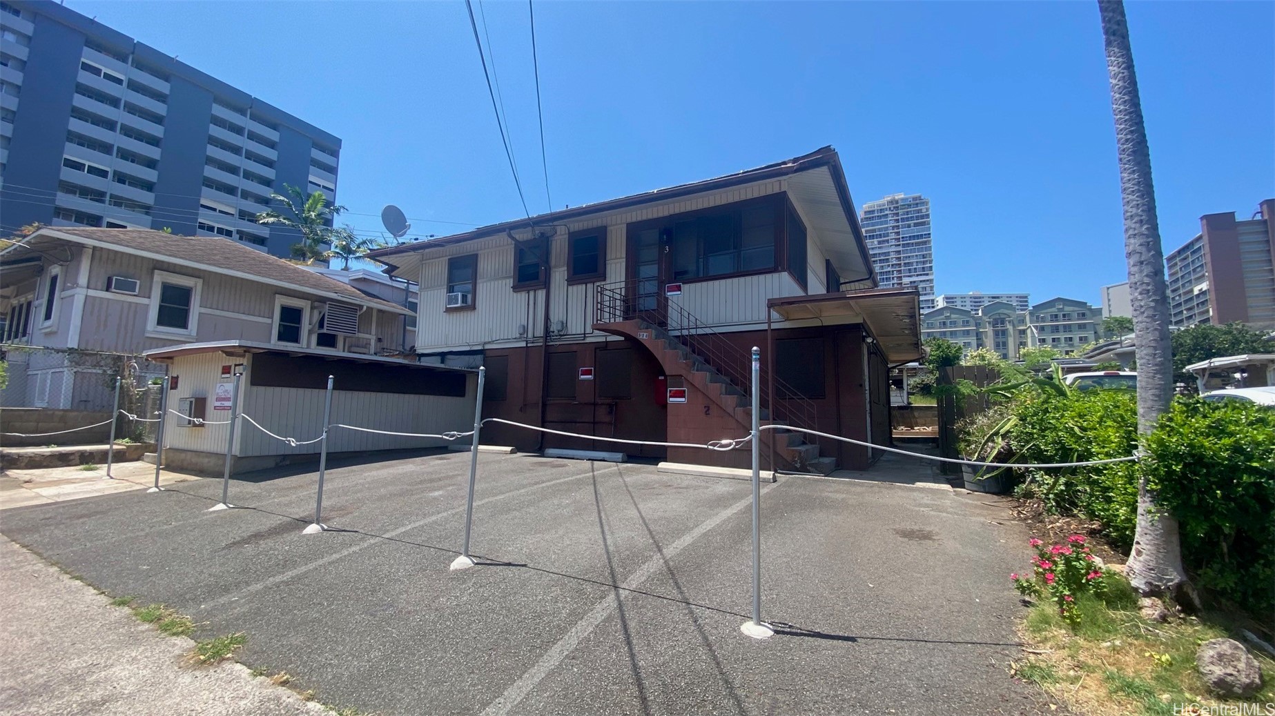 914 Kinau Street