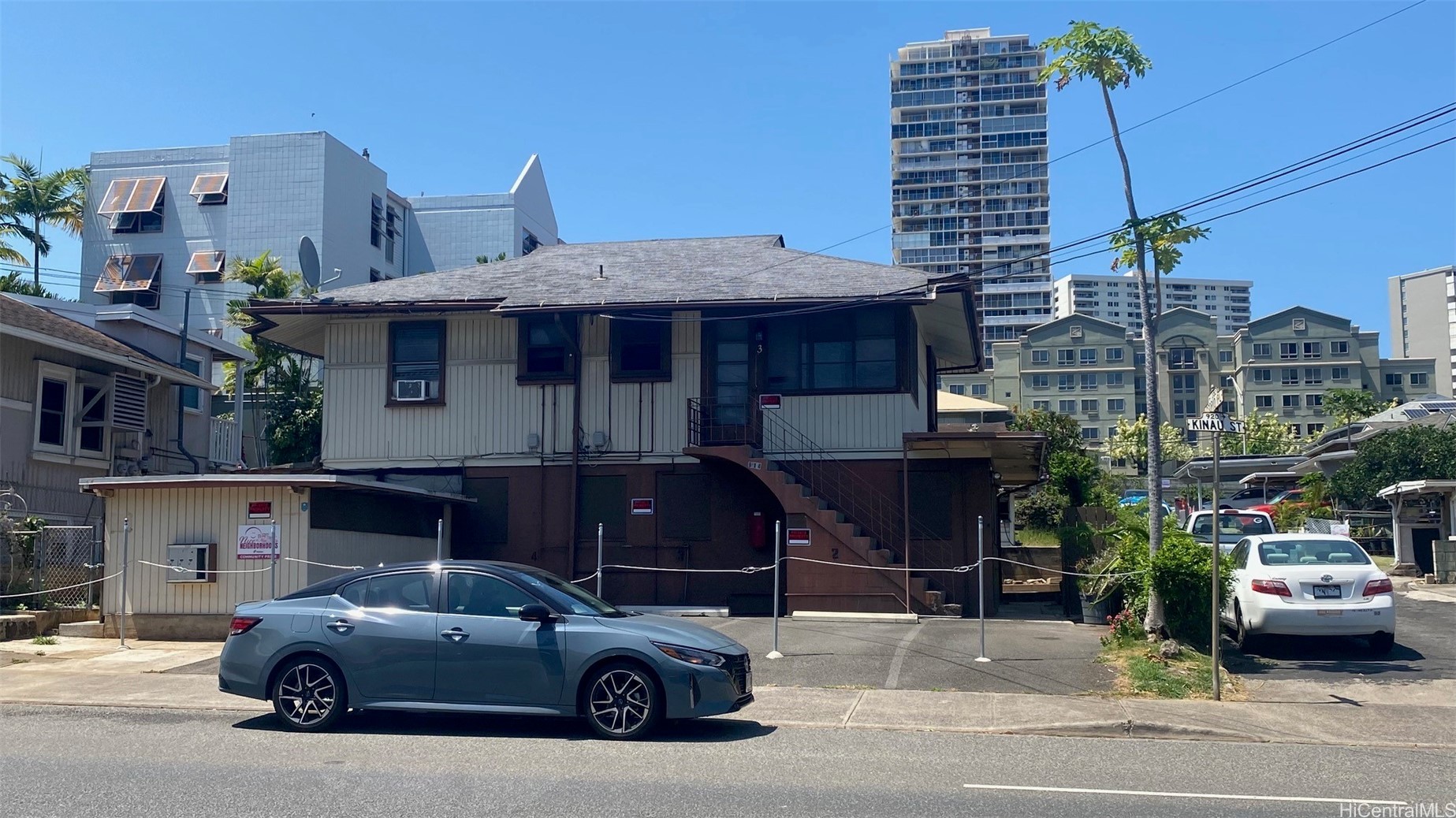 914 Kinau Street