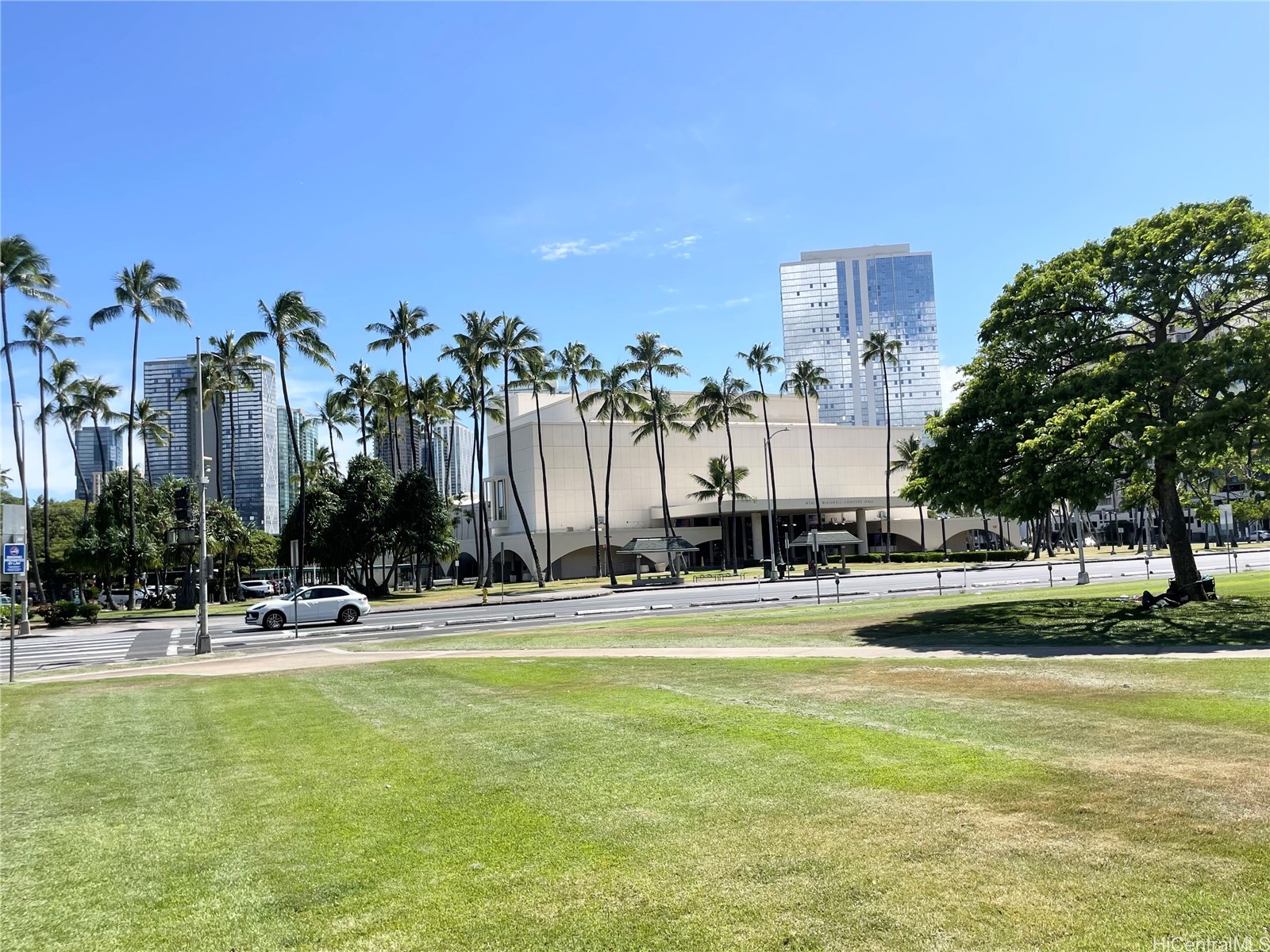 Admiral Thomas Apts Condominium
